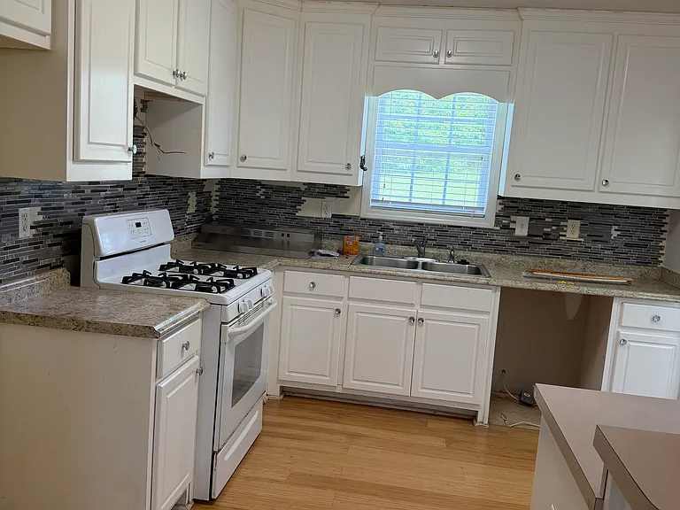 626 Morningside Dr — Photo 9