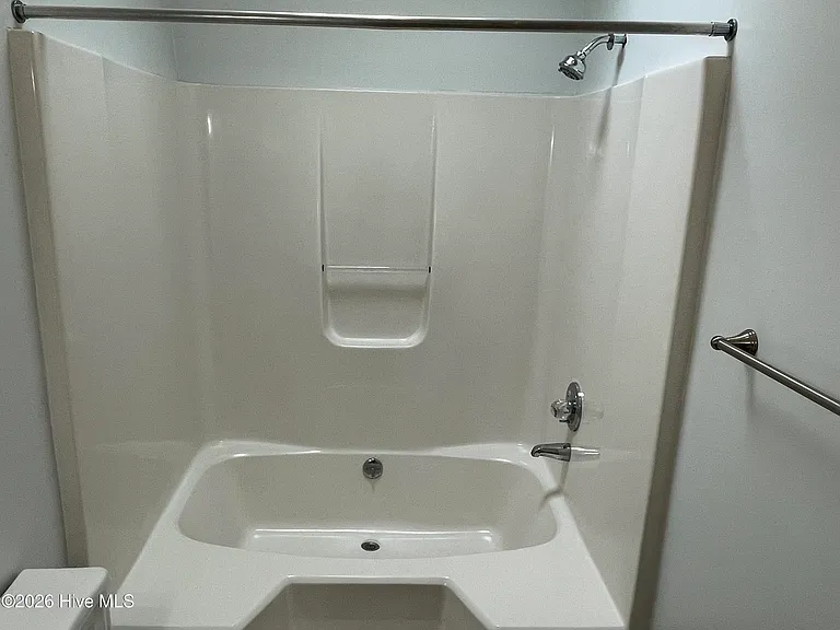 480 Saltaire Dr SW — Photo 38