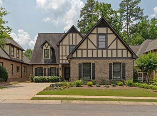 1669 Warren Ln, Vestavia, AL 35243