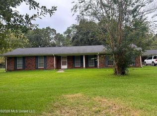 2201 Guillotteville Rd, Gautier, MS 39553