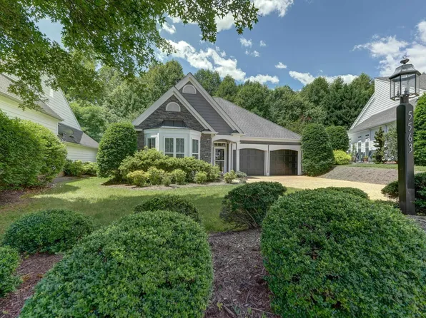 5563 Stonegate Ln, Crozet, VA 22932