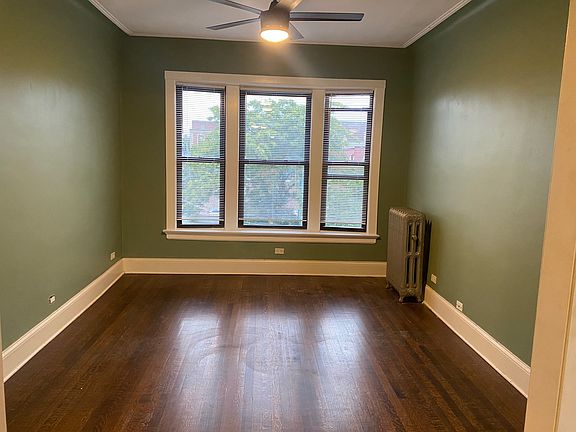 5th image of 1513 W Winnemac Ave APT 2E