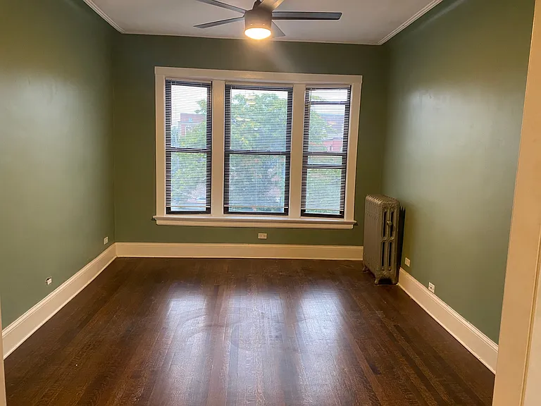 1513 W Winnemac Ave #2E — Photo 5