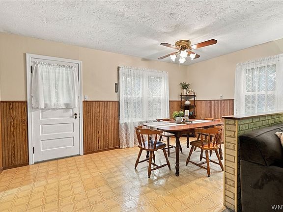 5th image of 6074 Exchange St