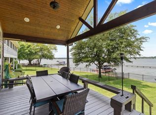 10126 Cherokee Ln, Mabank, TX 75156