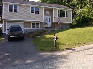 37 Blueberry Hill Rd, Woburn, MA 01801