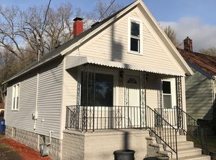 908 9th St, Green Bay, WI 54304