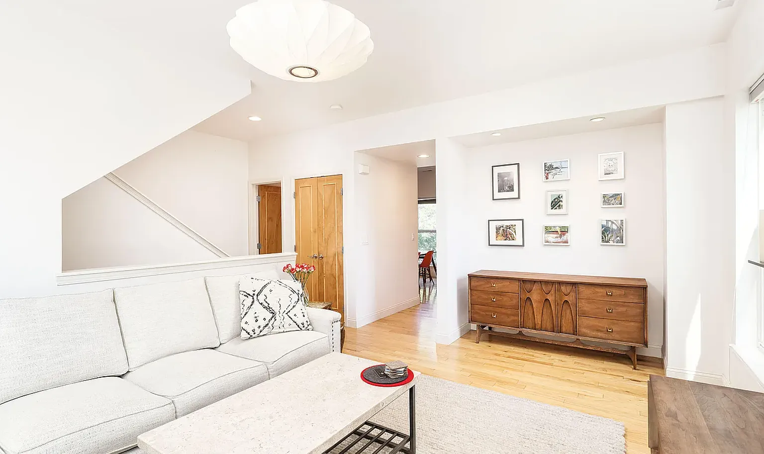 3 bed, 2.5 bath, 1472 sqft, $4,900 — Photo 1