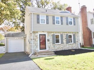 411 Sutherland Rd, Ewing, NJ 08618