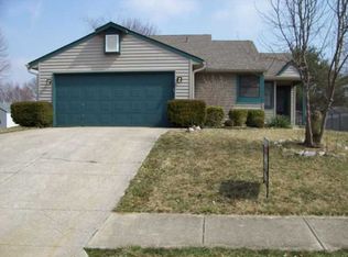 5451 Smoketree Dr, Columbus, IN 47201