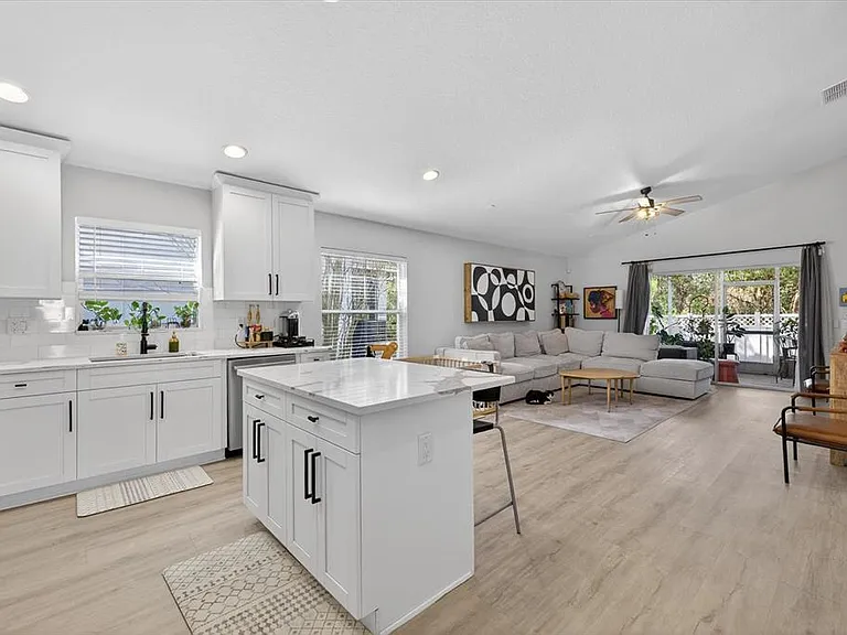 5209 Abbey Park Ave — Photo 10