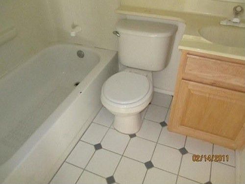 5th image of 3536 Dorchester Dr