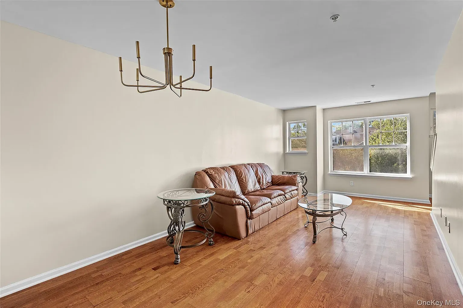 2 bed, $2,700 — Photo 4