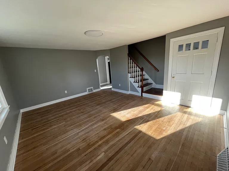 202 Canaan Rd — Photo 8