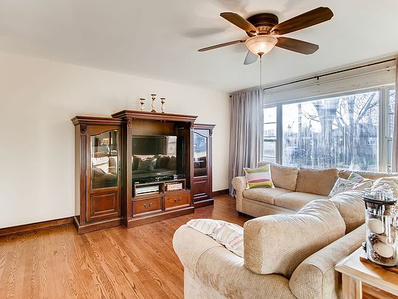 4th image of 1629 Boeger Ave