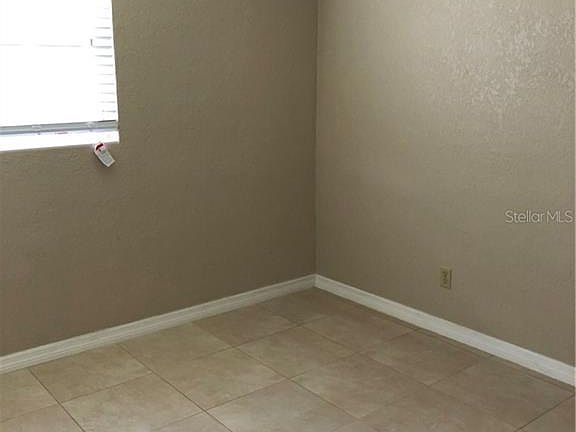 2nd image of 4815 Anzio St