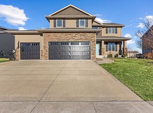 65 Abigail Ln, Waukee, IA 50263