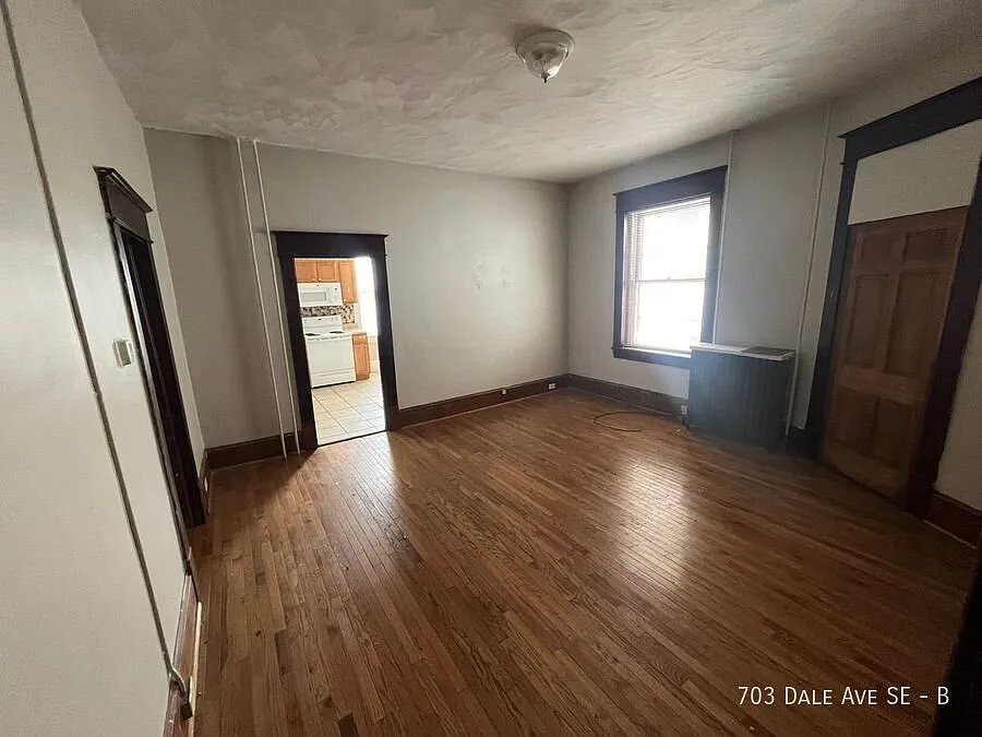 2 Bed 1 Bath in SE Roanoke — Photo 3