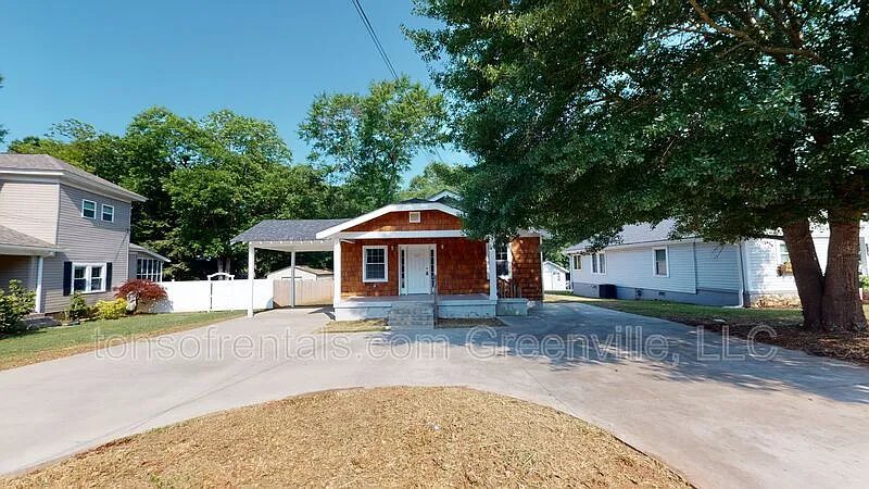 217 Brockman Ave
