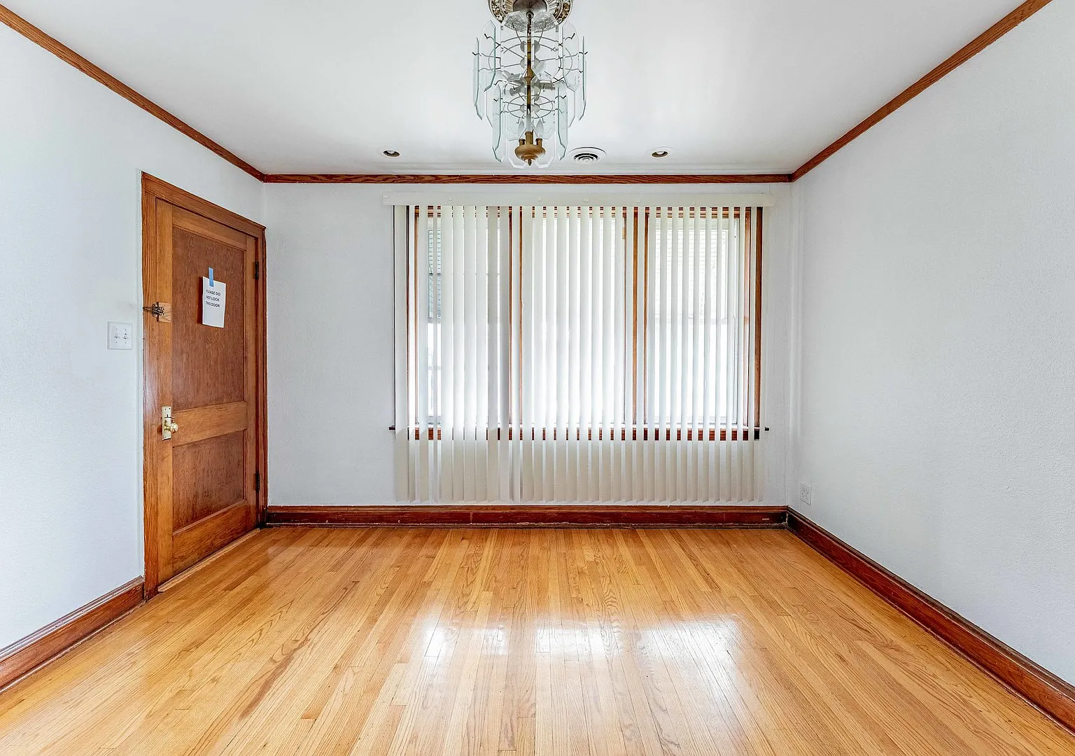 2 bed, 1200 sqft, $1,600 — Photo 2