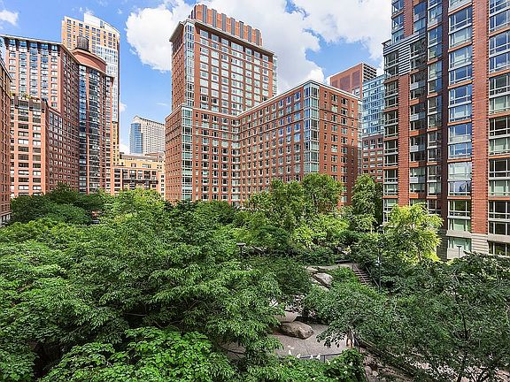 5th image of 20 River Ter APT 7b