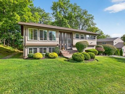 40 Gregg Court, Tappan, NY, 10983