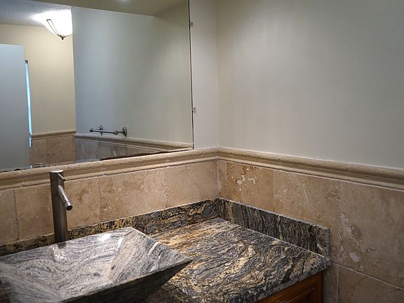 2nd image of 1710 N 40th Ave
