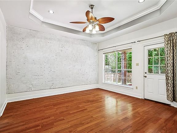 2nd image of 43472 Freret Dr