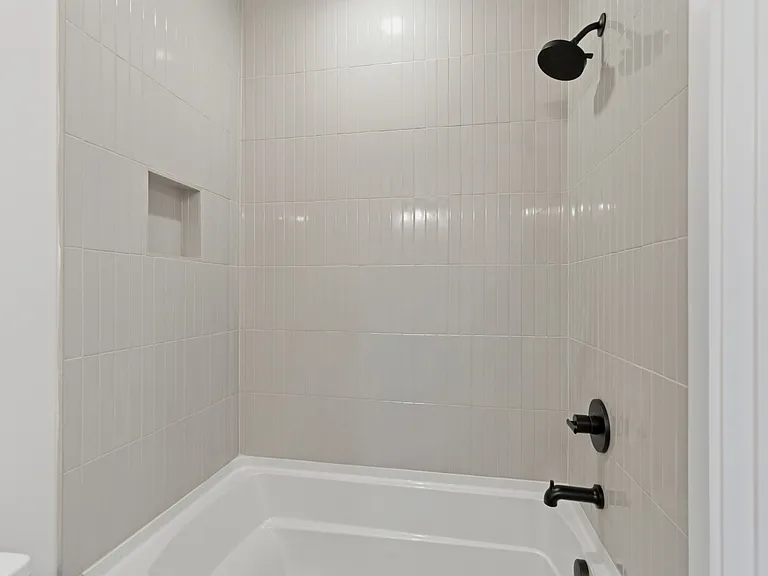 914 N 12th St — Photo 7