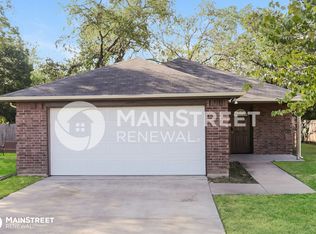 392 Gavins Way, Joshua, TX 76058