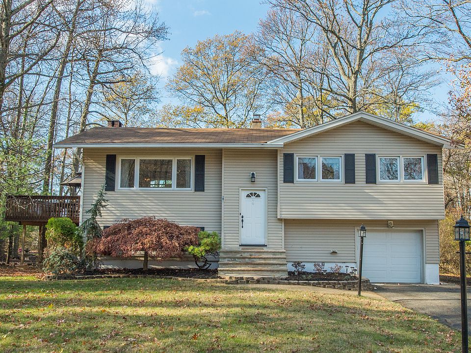 1st image of 54 Carlos Dr