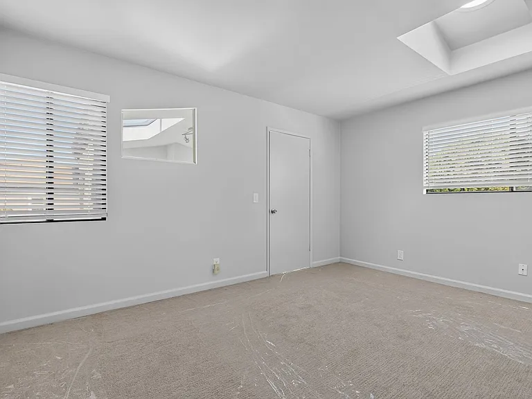 1727 Delaware Ave — Photo 20