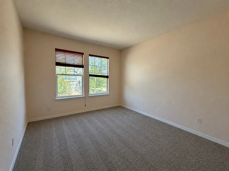 13900 Lake Song Ln #H3 — Photo 12