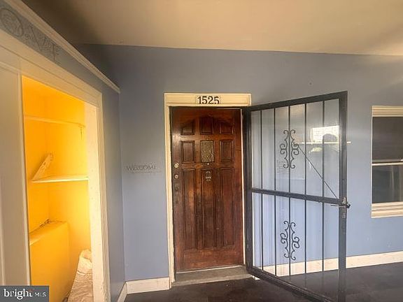 2nd image of 1525 Beaver Heights Ln