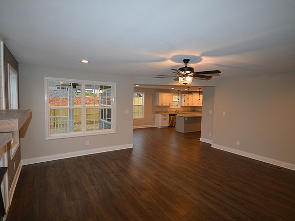 5th image of 712 Bannister Lot 149