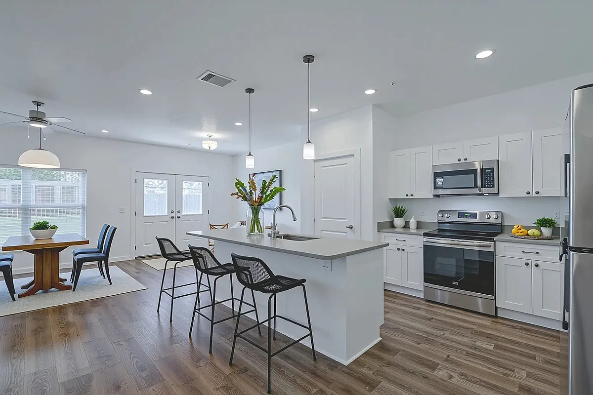 Belcara Luxury Townhomes Kitchen - Belcara Luxury Townhomes
