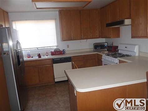 2nd image of 16264 Jasmine St