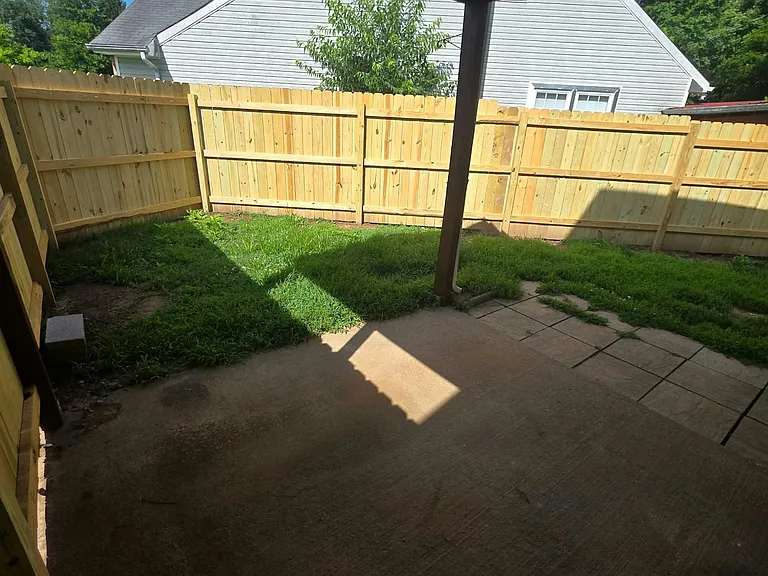 301 Reardon Blvd — Photo 21
