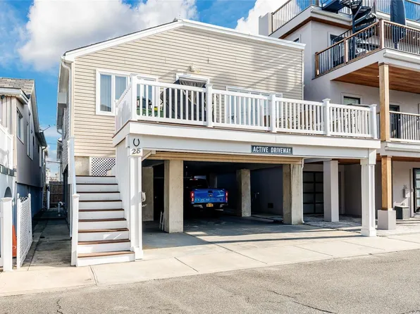 28 Delaware Avenue, Long Beach, NY 11561