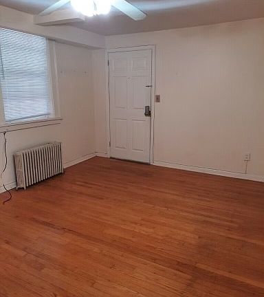 2nd image of 285 Hudson St #2