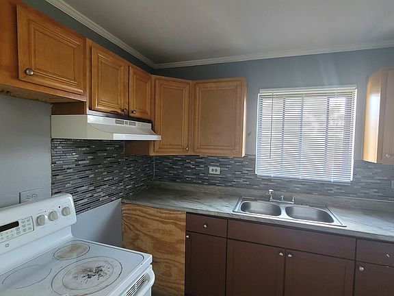2nd image of 4109 Bonhill Dr APT 3F