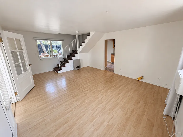 406 S Signal St #A — Photo 7