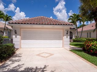 8208 SE Palm Hammock Ln, Hobe Sound, FL 33455