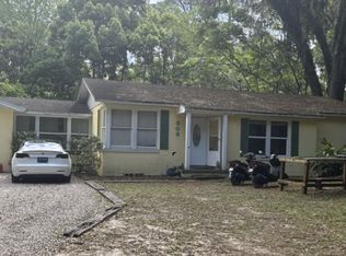 303 NW 25th St, Gainesville, FL 32607