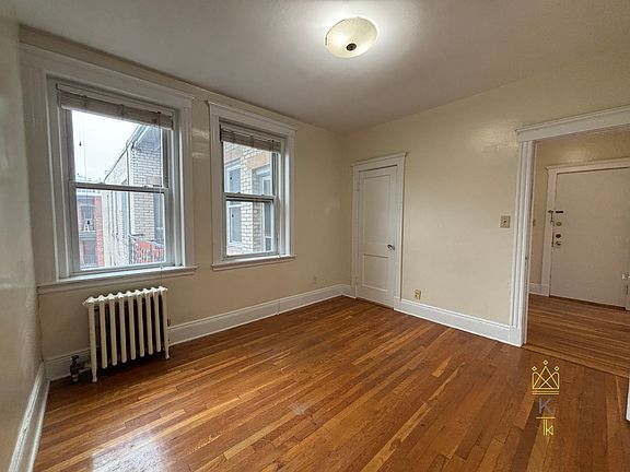 5th image of 84 Sutherland Rd APT 12