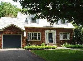 15 Clarendon Rd, Albany, NY 12203