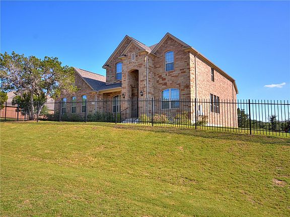 3rd image of 22117 Esmeralda Dr