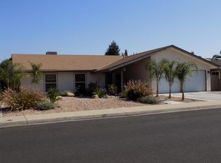 1549 Portals Ave, Clovis, CA 93611