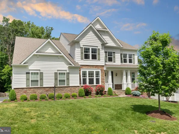 41684 Wakehurst Pl, Leesburg, VA 20176