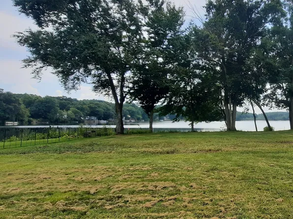 30-B Jezierski Lane, Thompson, CT 06277